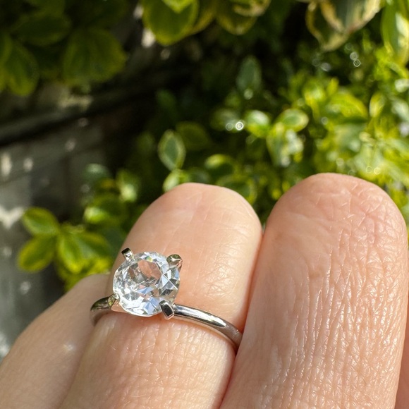 UNCAS Solitaire Ring Silver Engagement CZ Size 5.5 Vintage - Picture 2 of 10